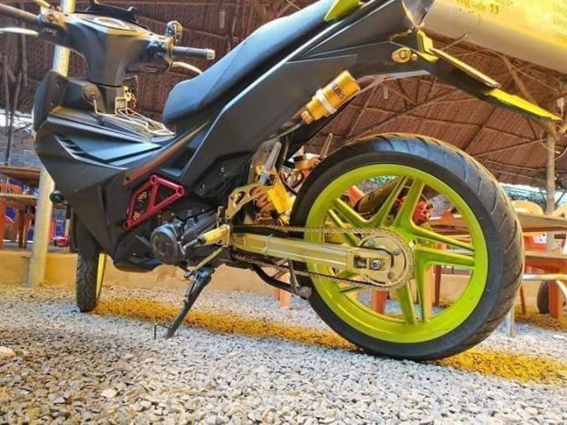 Nhông xích đĩa cho xe Sym Star Sr125 loại 10li