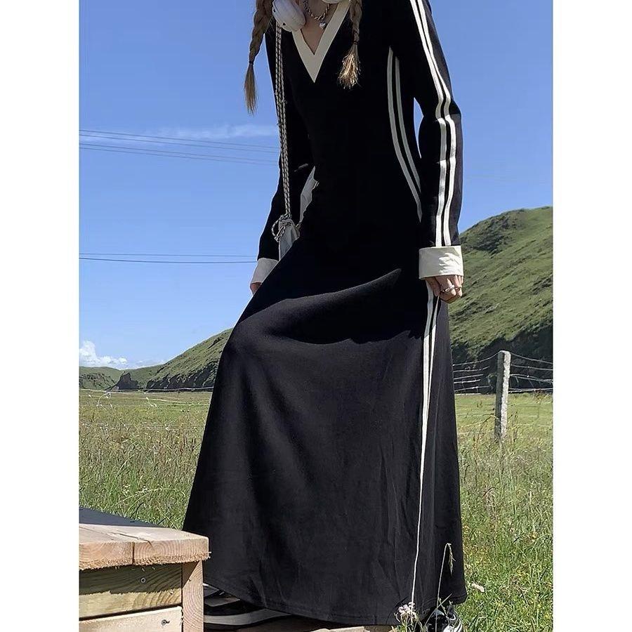 Đầm Đen Tay Dài Cổ Chữ v Thời Trang Mùa Thu 2022 Cho Nữ