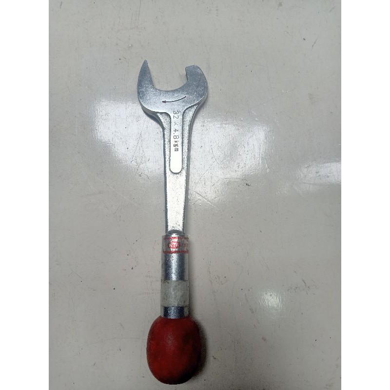 Cờ lê lực 32mm KTC