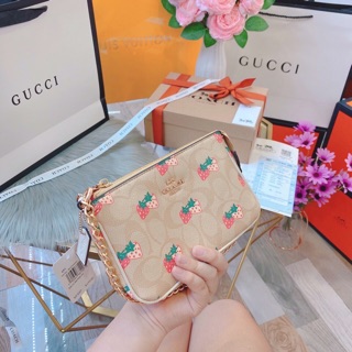 Túi Coach kẹp nách