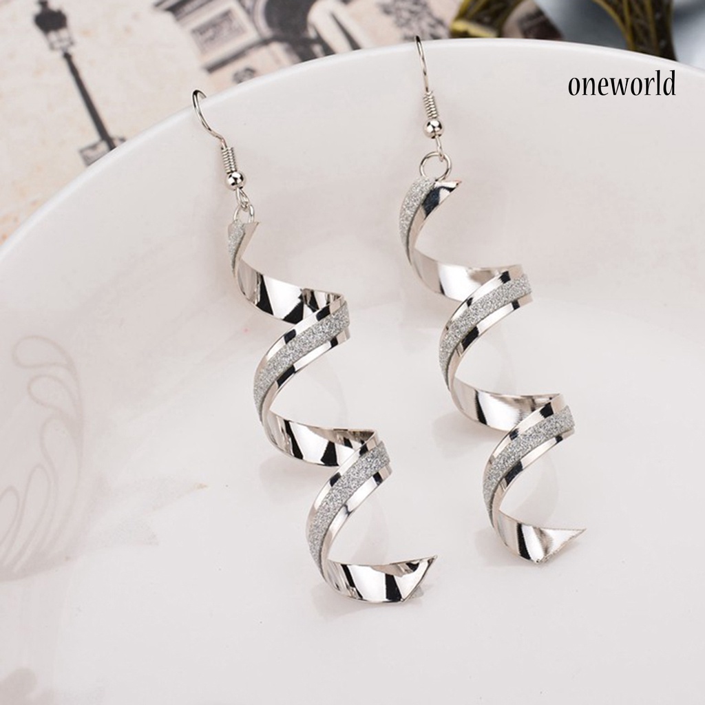 Khuyên Tai Kim Loại Thân Thiện Với Làn Da Thời Trang