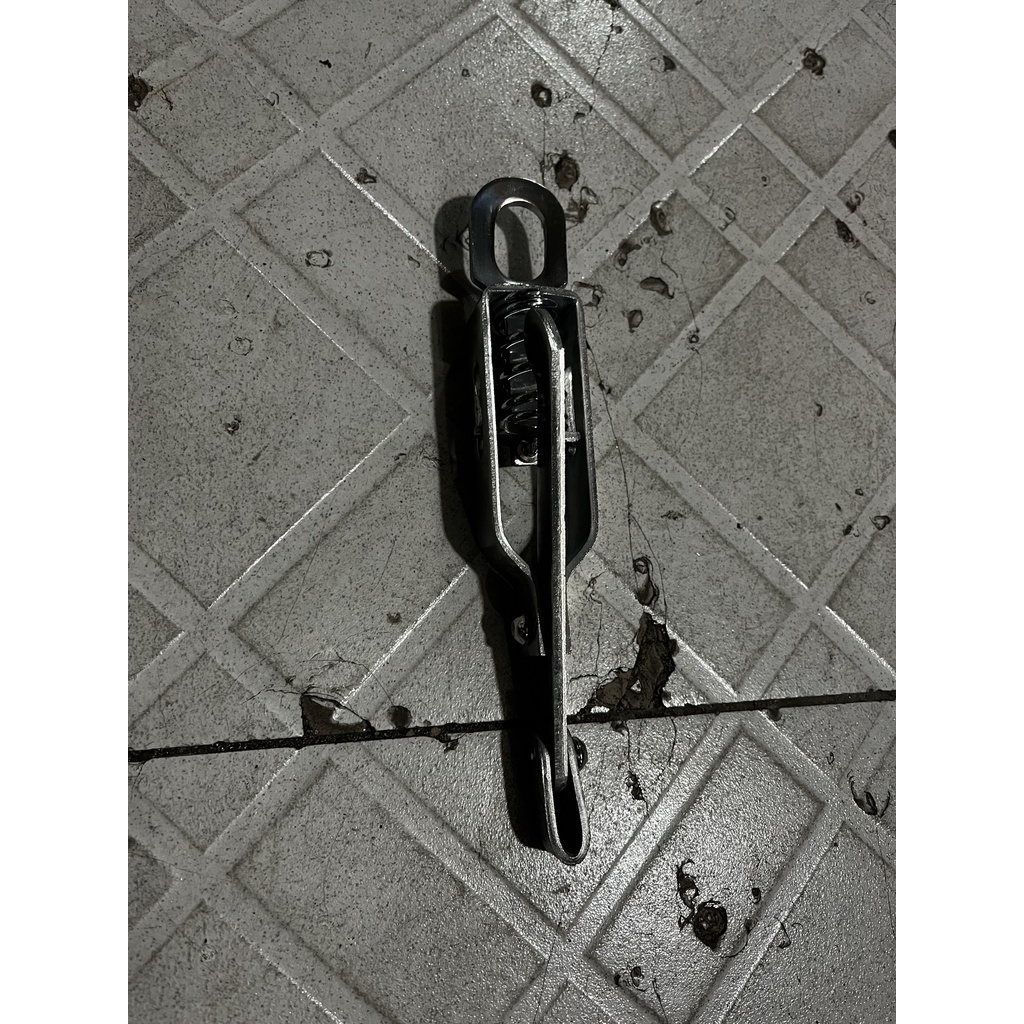 Tom khóa thùng xe tải, hàng inox chuẩn theo xe, khóa nắp thùng xe bán tải, phụ tùng ô tô