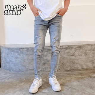 Quần jean nam rách gối màu xanh nhạt, form slimfit, chất bò cao cấp co giãn, quần jean THESIX.stw