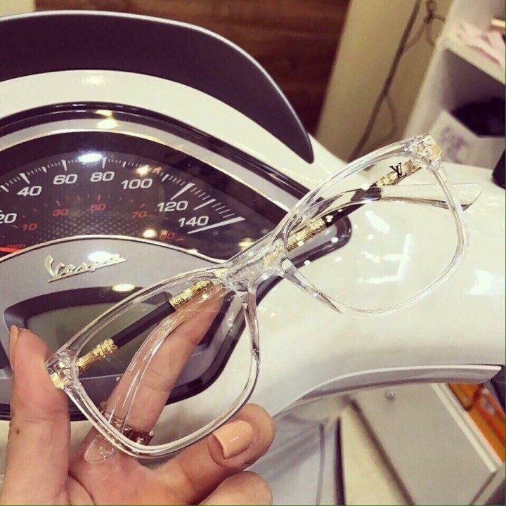 KÍNH CẬN NAM NỮ LV | BigBuy360 - bigbuy360.vn