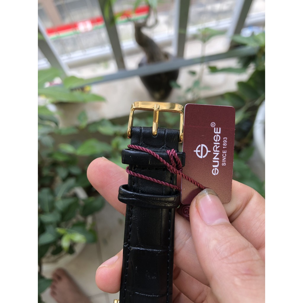 Đồng hồ nam sunrise SR 01 chống xước tốt mặt saphire