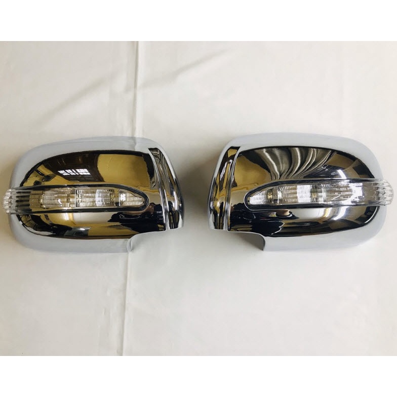 Ốp gương có đèn xe Toyota Innova 2007-2015