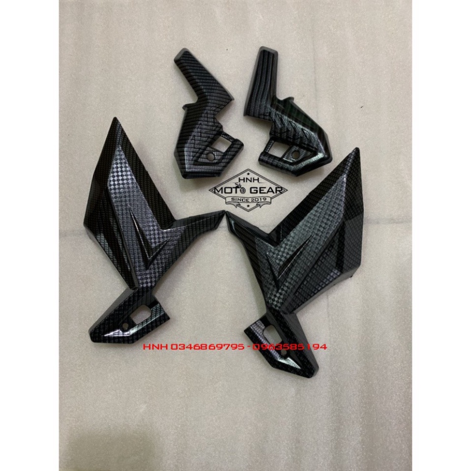 Ốp Gác Chân Carbon Cho Xe AB 2016-2019, 2020 Artista Chính Hãng