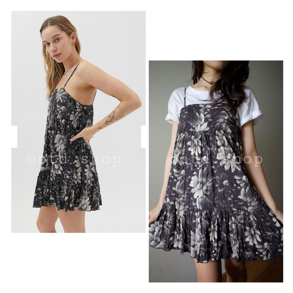 Đầm tầng babydoll VNXK Urban Outfitters Tiered Dress