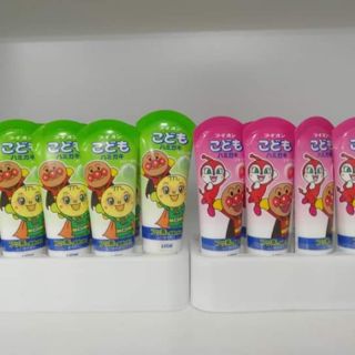 Kem đánh răng Lion Nhật Bản cho bé