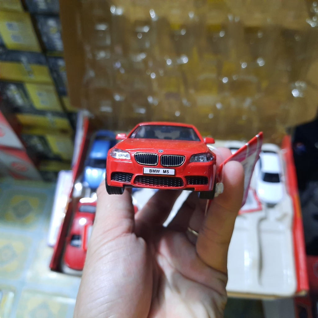 Xe mô hình ô tô BMW M5 1:36 đồ chơi trẻ em xe chạy cót mở 2 cửa xe (không hộp màu ngẫu nhiên)