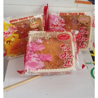 Bánh trung thu Tân Dân Lợi thập cẩm chay 200g