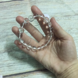 Vòng đá màu trắng 10 ly