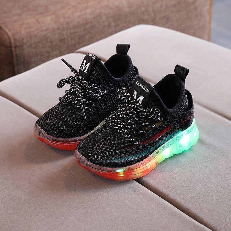 Bobora Giày Thể Thao Yeezy Thoáng Khí Có Đèn Thời Trang Mùa Thu Cho Bé