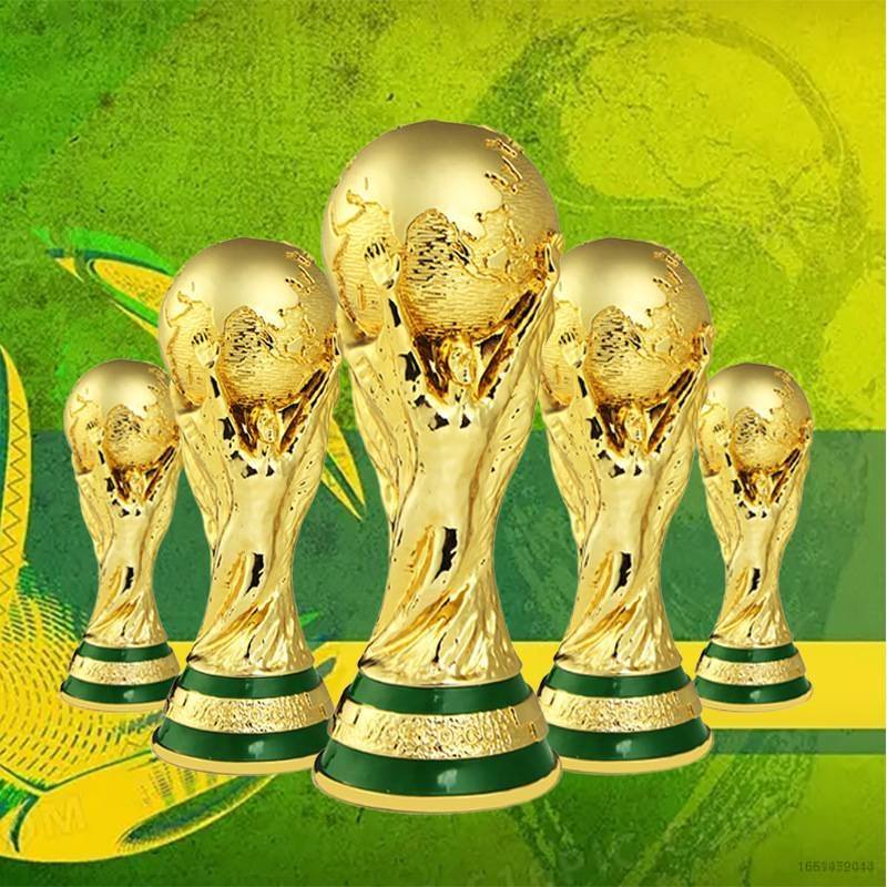 Mô Hình Cầu Thủ Bóng Đá World Cup Qatar 2022 Trophy Powercup NP2 PN2