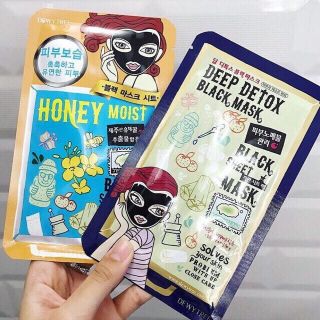 MẶT NẠ MIẾNG DEWYTREE BLACK SHEET MASK