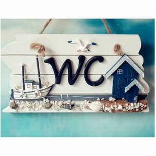 Bảng treo WC hình ngôi nhà ven biển cực tốt