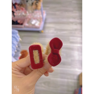 cột tóc lông mịn xinh xắn