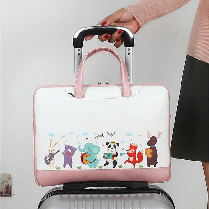 Cặp đựng laptop chống sốc , macbook, có quai đeo chéo, hình Panda có đai gài hành lý