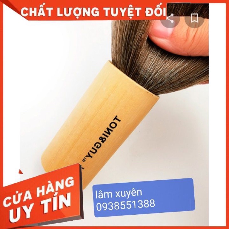 Chổi phủi tóc TONY GUY Cán gỗ FREESHIPlông mềm, tơ mịn nhẹ nhàng lấy đi bụi, phấn thừa, tóc thừa, không đau khách 🥰🥰🥰🥰