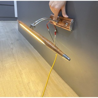  Đèn soi tranh - đèn rọi gương GELTE kiểu dáng sang trọng trang trí nhà cửa cao cấp hiện đại.  Gương nhọn  