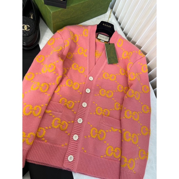 Áo cardigan nữ dáng rộng hoạ tiết chữ thương hiệu Gucci GC cao cấp mẫu 2022