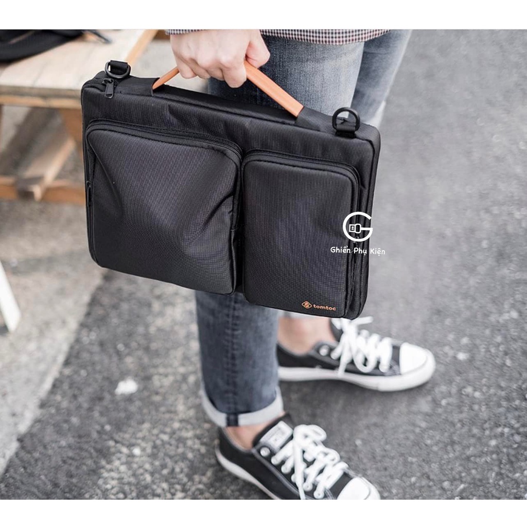 Túi Đeo Chéo Tomtoc USA Versatile 360° Dành Cho Macbook M1/M2 13/14/15/16inch