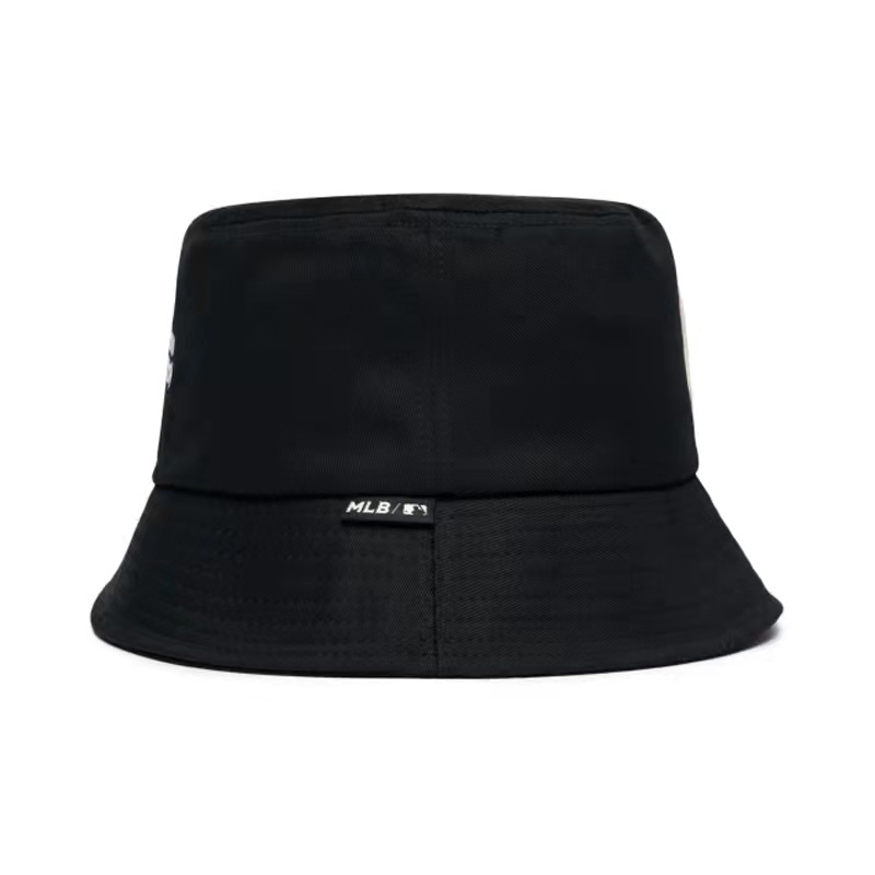 Mũ Bucket Donald Duck Tai Bèo Họa Tiết Thêu Vịt Donald Thời Trang Unisex