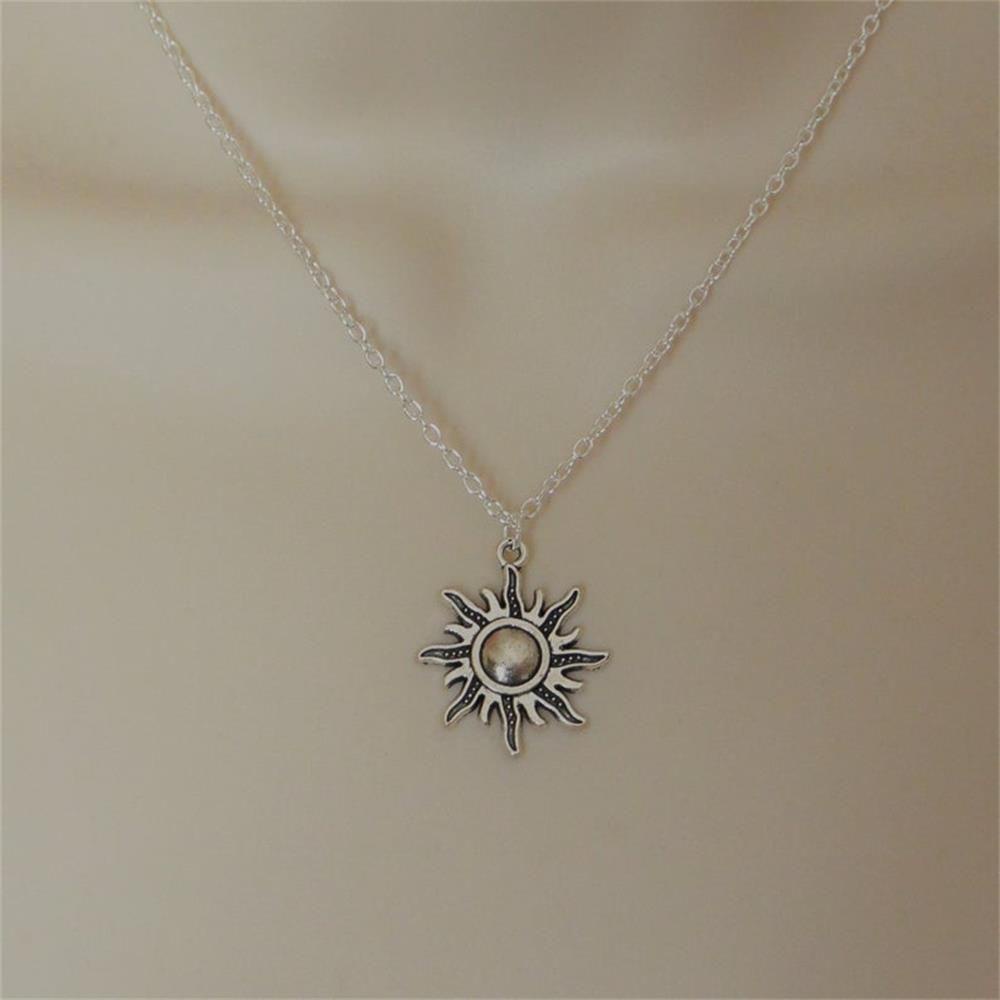 Vòng cổ Mặt Trăng Mặt Trời Phong Cách Vintage Cho Cặp Đôi