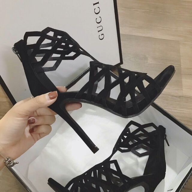 Giầy cao gót nữ