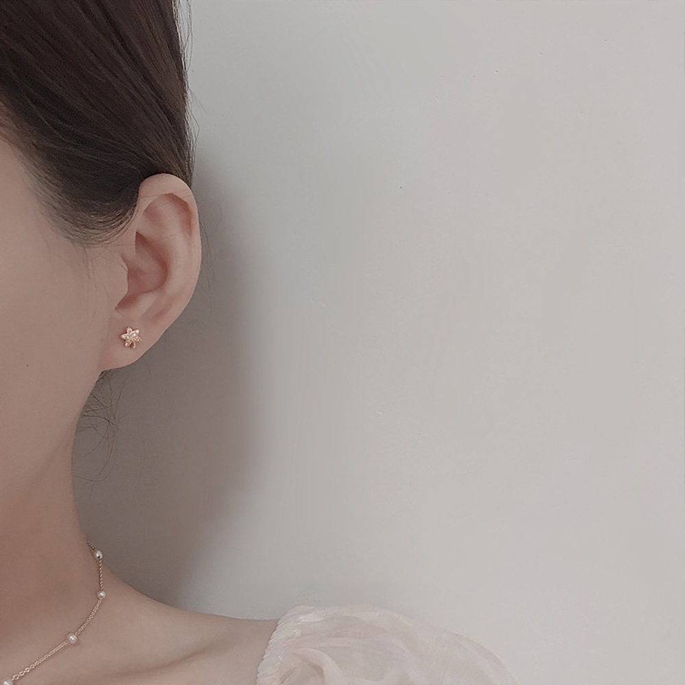 Bông Tai Hình Lá Phong Đính Đá Zircon Dễ Thương Thời Trang Cho Nữ