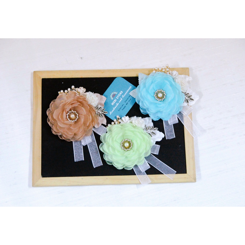 Phụ kiện thời trang hoa cài áo MEBI Handmade mẫu hoa chùm tone nhiều màu 2022 NOBOX