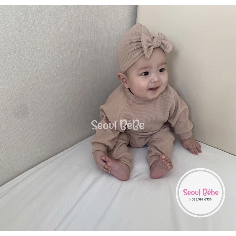 Bộ quần áo dài bo tay Winkle Peekaboo made in Korea