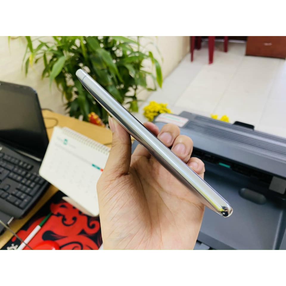 Điện thoại Sony Xperia XZ2 Premium 64GB (Bản Nhật) like new 99%