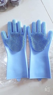 Gang tay rửa bát