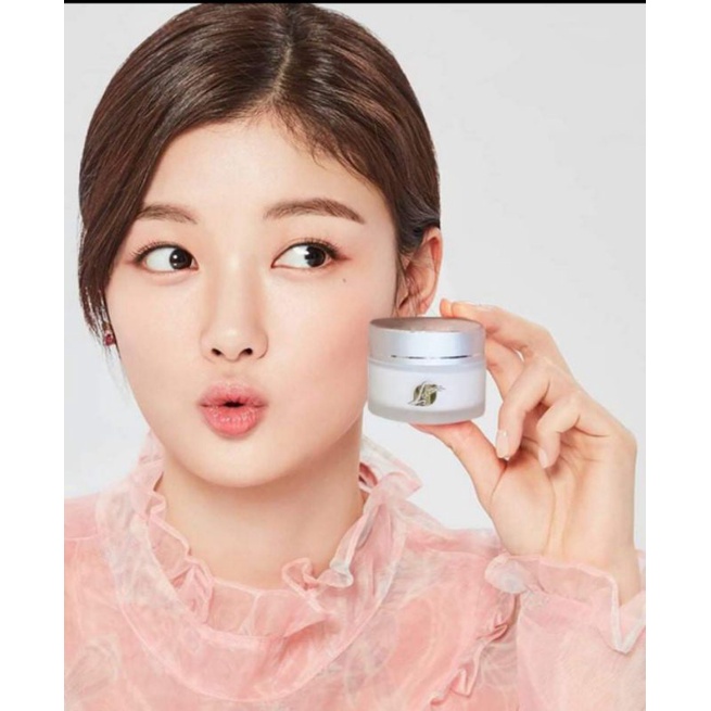 Kem collagen sữa non Femmiu sạch thâm,nám, trắng da - Chính Hãng