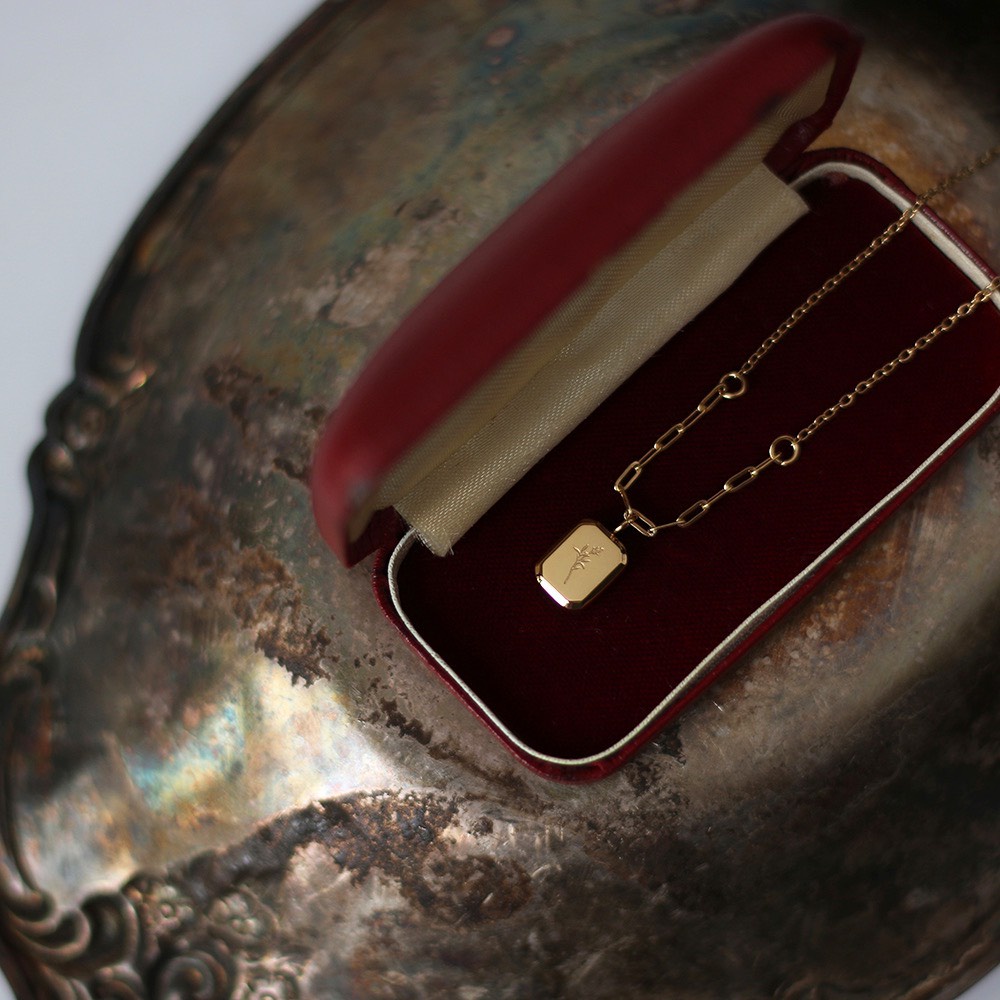Dây Chuyền Titan Nữ Mặt Chữ Nhật Khắc Hoa ERASHOP 079985 - Cá Tính, Vintage, Phụ Kiện Giá Rẻ