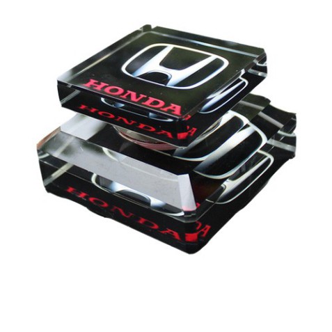 Sản Phẩm Nước hoa pha lê cao cấp logo các hãng xe: Toyota-Mazda-Ford-Kia-Hyundai-Honda. Mùi hương dịu nhẹ, dễ chịu. .