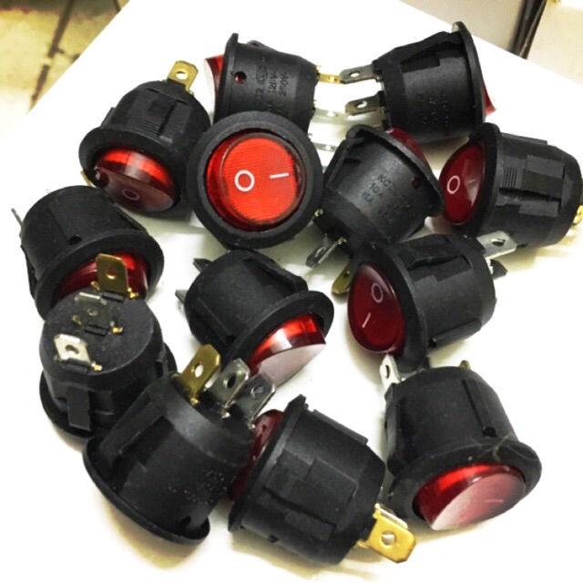 10 Công tắc 3 chân có đèn (loại 1 chân đồng)