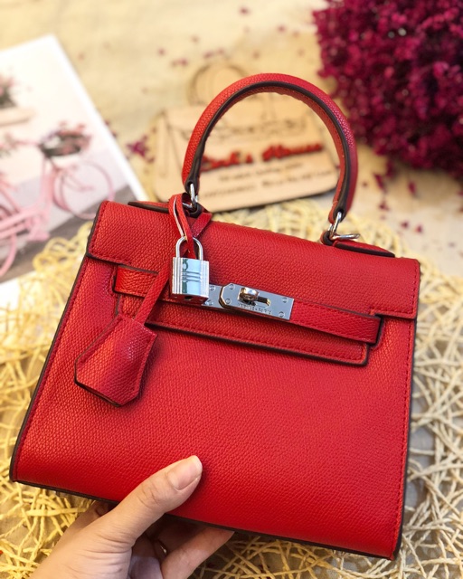 Túi xách khoá bạc size 20 dáng cao(ko hộp)