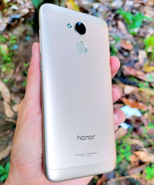 Điện thoại Huawei Honor 6A 2 sim 4G, Snapdragon 430 tám nhân, kim loại nguyên khối