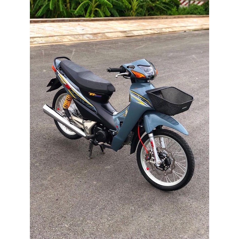 Dàn áo RS màu xi măng tặng kèm đèn lái ,tem và ốc áo xe  nhận sơn theo yêu cầu của khách hàng