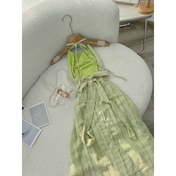 Đầm midi xanh cổ yếm phối nơ lưng