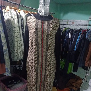 Đầm len hoạ tiết thổ cẩm