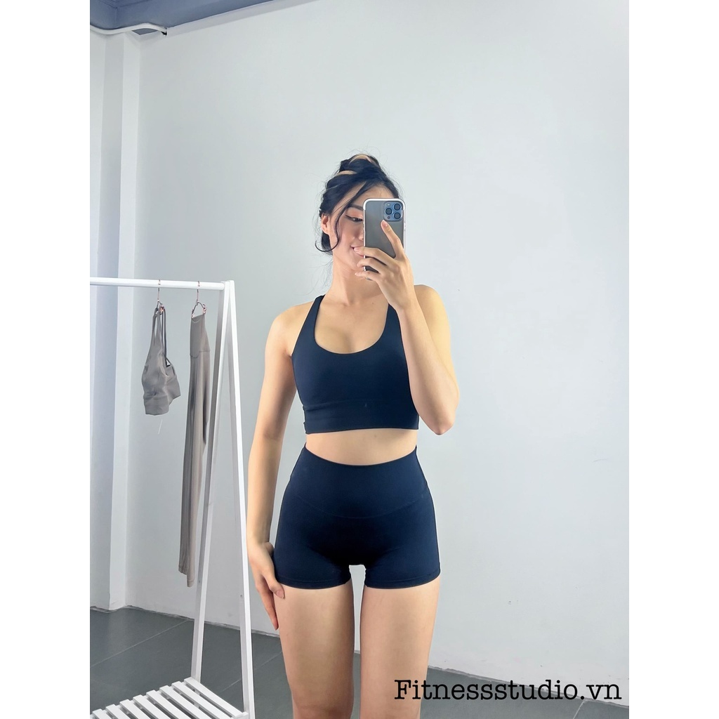 Quần Short Tập Yoga Nữ Fitness Studio Poly02-Q1, Chất Vải Thun Poly Thun Mịn Mát Co Giãn Tốt, Quần Tập Lululemon có sẵn