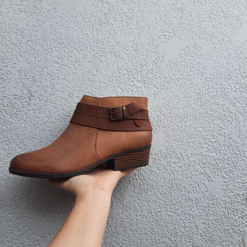 Clarks da bò thật miếng