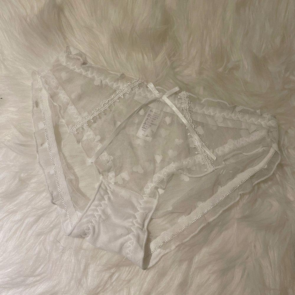 Quần Lót Cotton Thoáng Khí Họa Tiết Chấm Bi Phối Nơ Xinh Xắn Cho Nữ