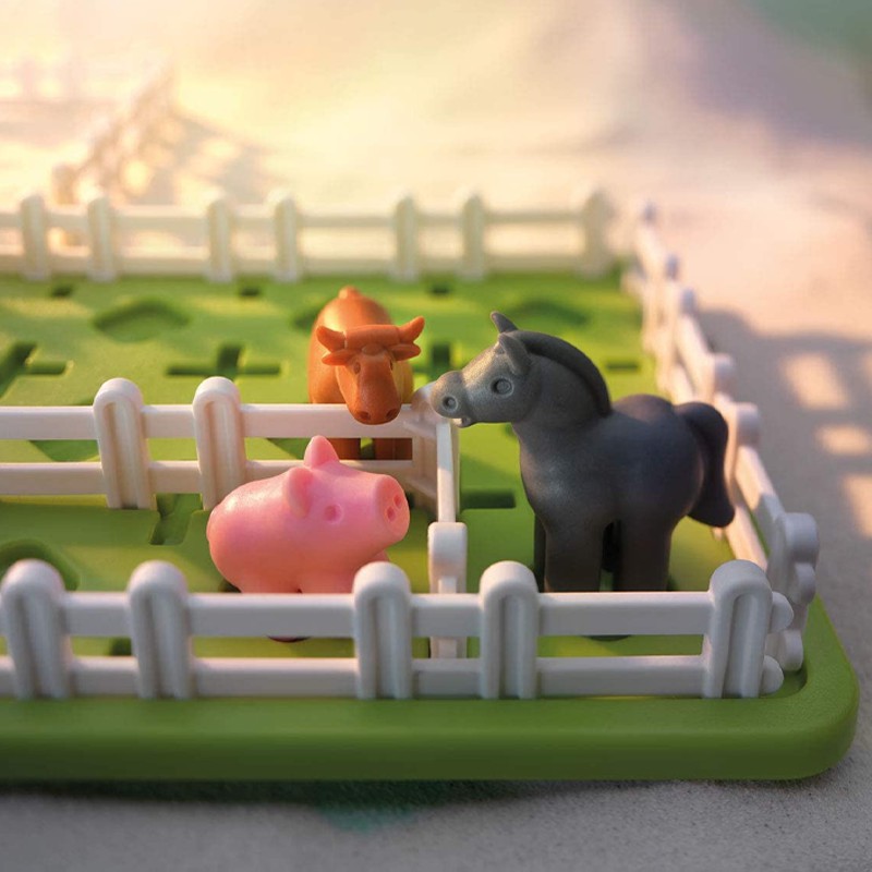 SmartGames Smart Farmer Bộ đồ chơi giải đố chủ đề nông trại cho bé