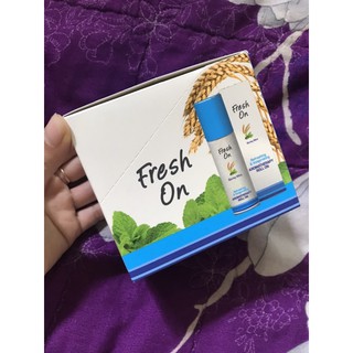 Dầu gió Fresh On Singapore có bi lăn