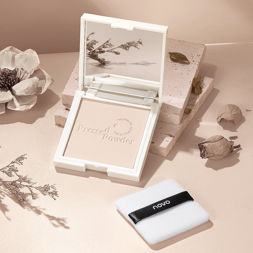 Phấn Phủ Nén Kiềm Dầu Lâu Trôi NOVO Feathery Silk In Mist 5545