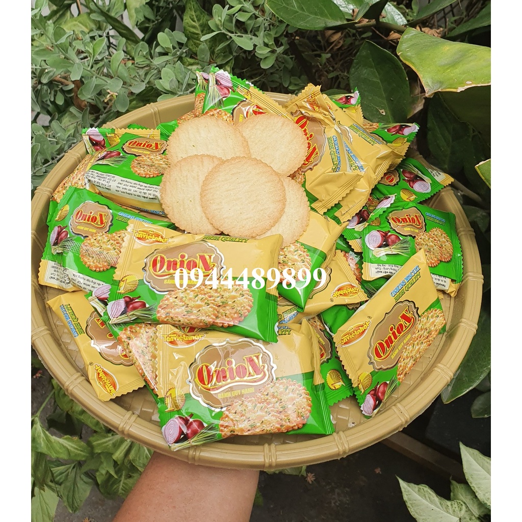 1 Kg Bánh quy hành Onion Tân Việt Nhật Thơm Ngon  -đồ ăn vặt-tết -bánh mứt tết